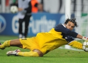 开云官网-字母哥冠军级表现闪耀英超争冠之夜，跨界传奇的启示