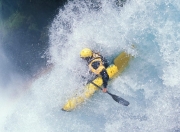 棋牌游戏-红牛战车碾过黑夜，阿隆索的火焰照亮无人之境